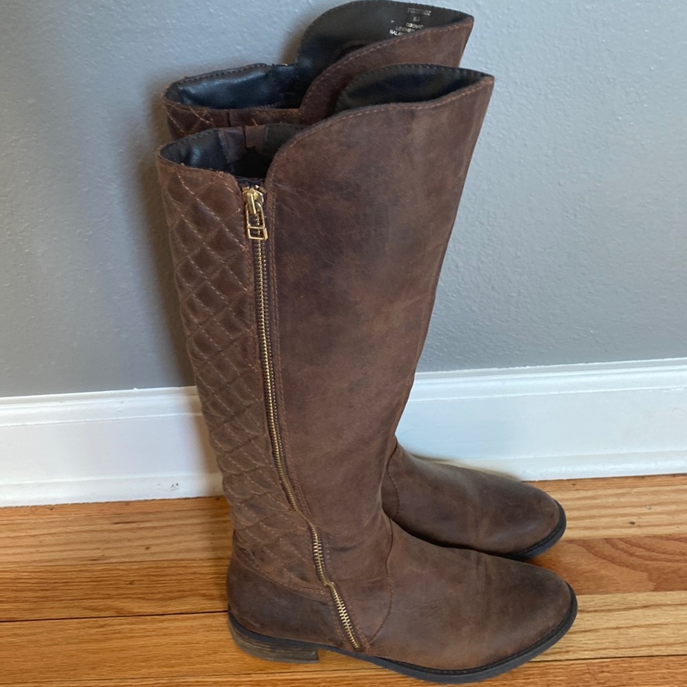 knee high boots